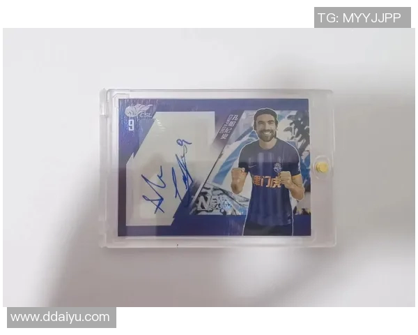 追溯绿茵传奇记忆珍藏经典足球名宿球星卡魅力展现